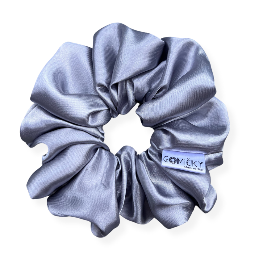 Scrunchie saténová gumička do vlasů - Starry - Velikost gumičky: 🫅🏻Queen - vel. ⌀15cm