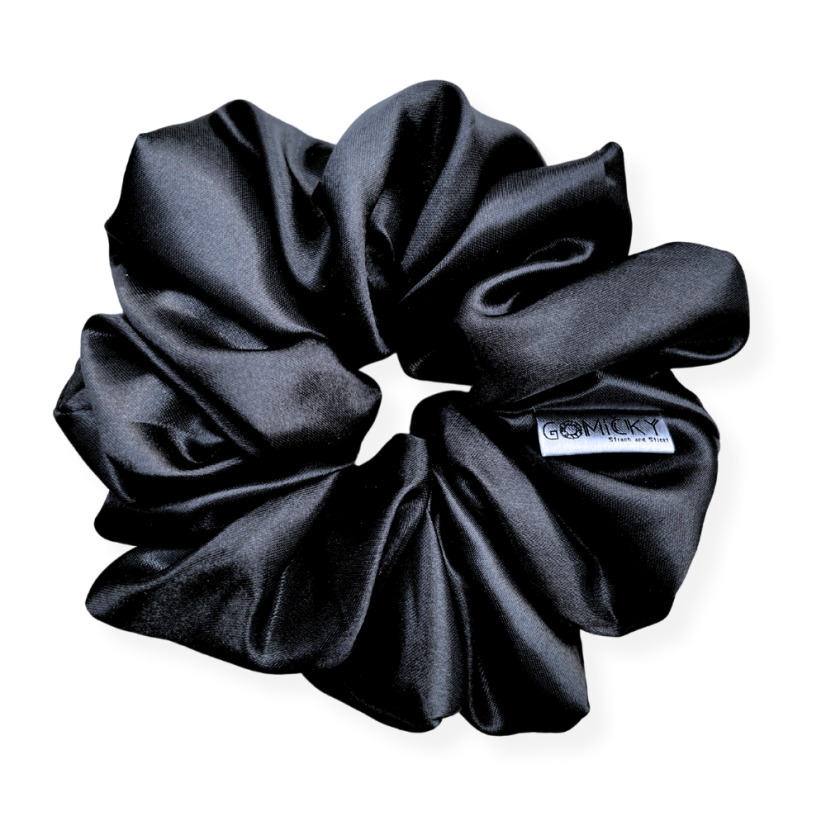 Scrunchie saténová gumička do vlasů - Blacky - Velikost gumičky: 🫅🏻Queen - vel. ⌀15cm