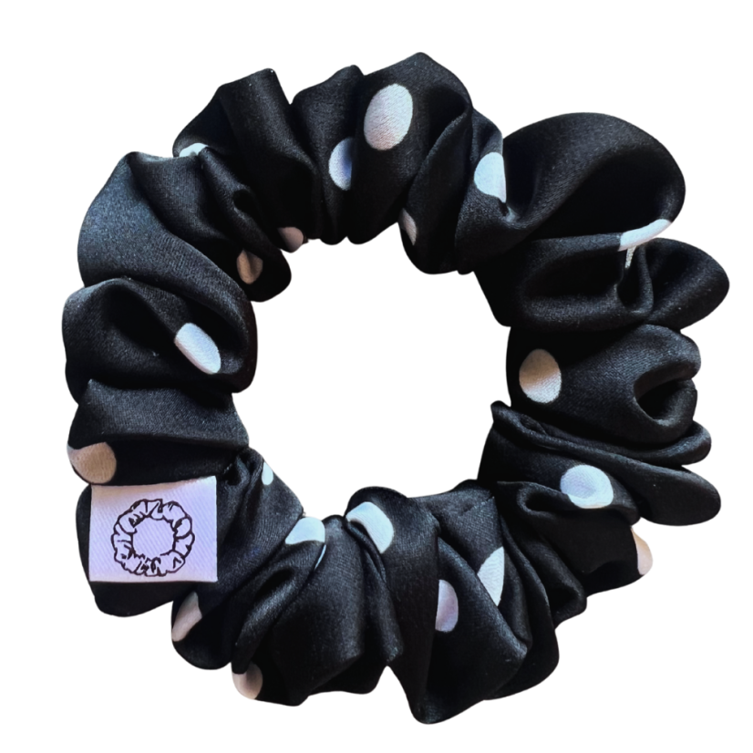 Černá saténová gumička do vlasů - Dots - Velikost gumičky: Lady - ⌀8cm