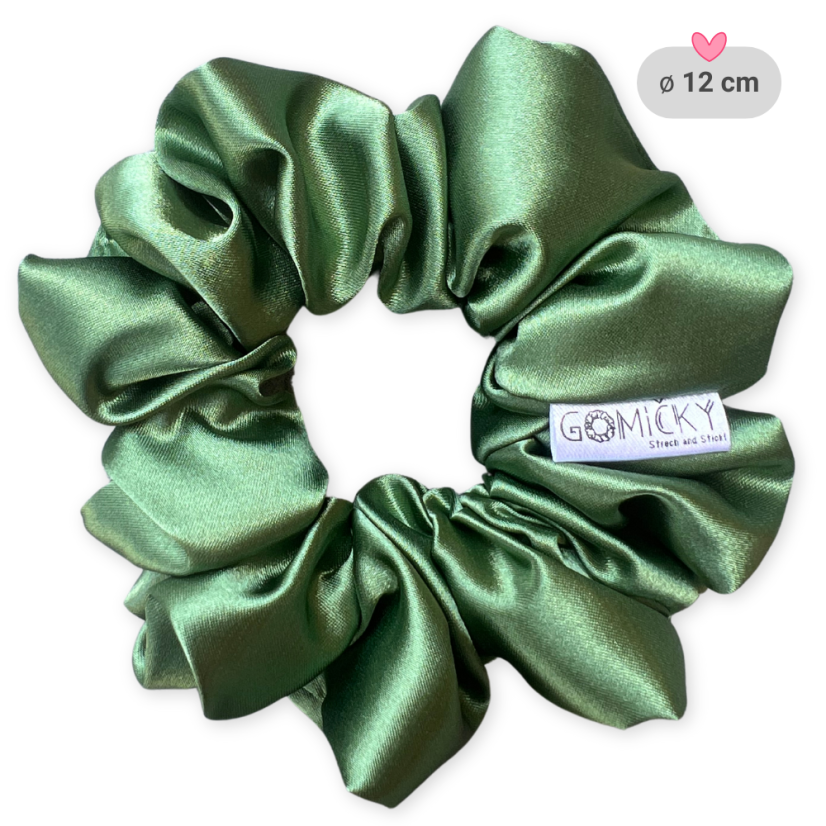 Scrunchie saténová gumička do vlasů - Esmeralda - Velikost gumičky: 🫅🏻Queen - vel. ⌀15cm
