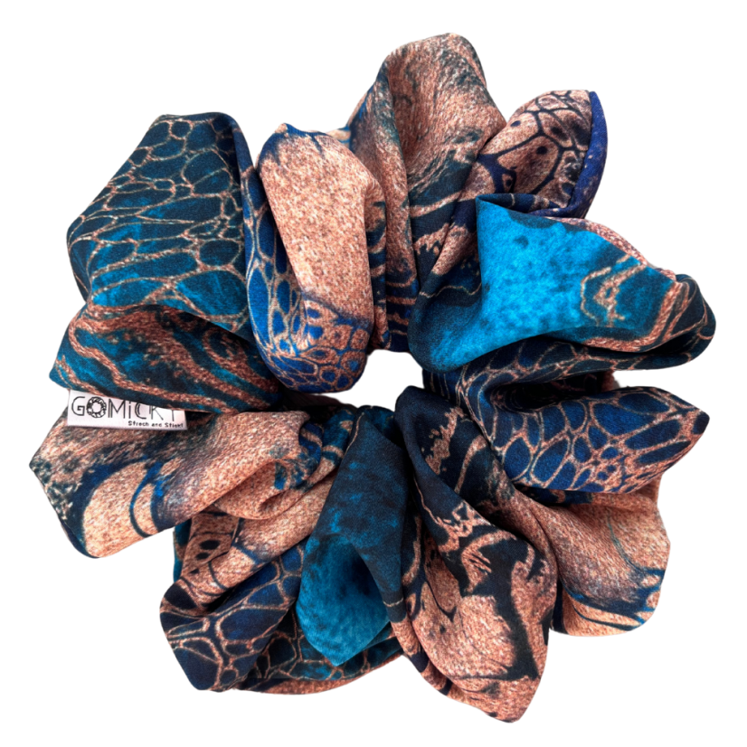 Scrunchie Silky gumička do vlasů - Abyss - Velikost gumičky: 🫅🏻Queen - vel. ⌀15cm